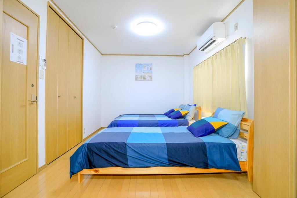 鶴橋駅徒歩2分 トイレ浴室複数あり3階建て一軒家車庫付き Apartment Осака Екстериор снимка