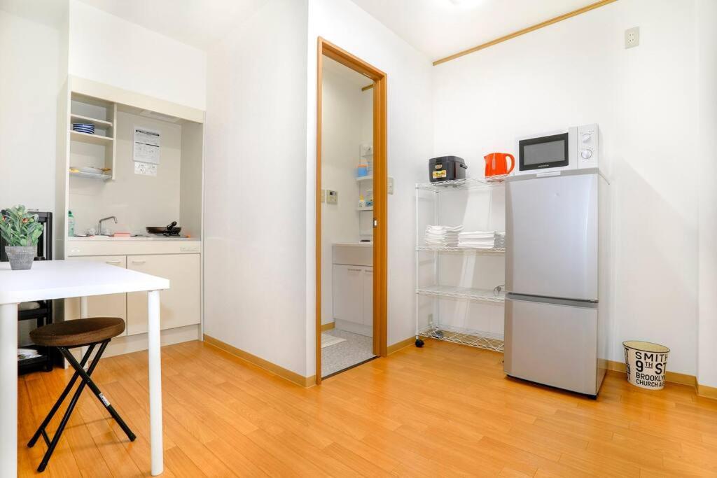 鶴橋駅徒歩2分 トイレ浴室複数あり3階建て一軒家車庫付き Apartment Осака Екстериор снимка